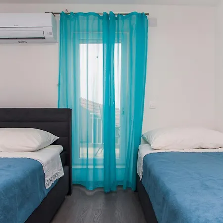 度假居 House With A Parking Space Janjina, Peljesac - 24077