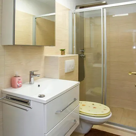度假居 House With A Parking Space Janjina, Peljesac - 24077