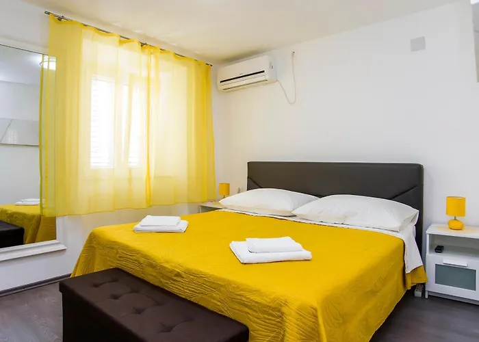 Holiday home House With A Parking Space Janjina, Peljesac - 24077 *