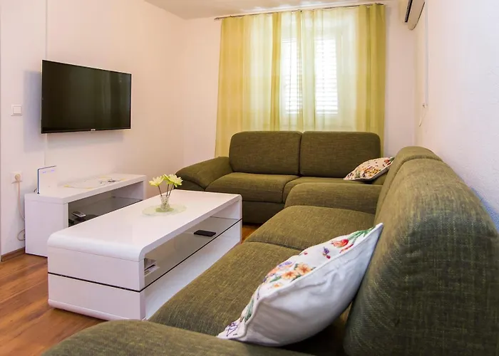 House With A Parking Space Janjina, Peljesac - 24077 Tatil Evi *